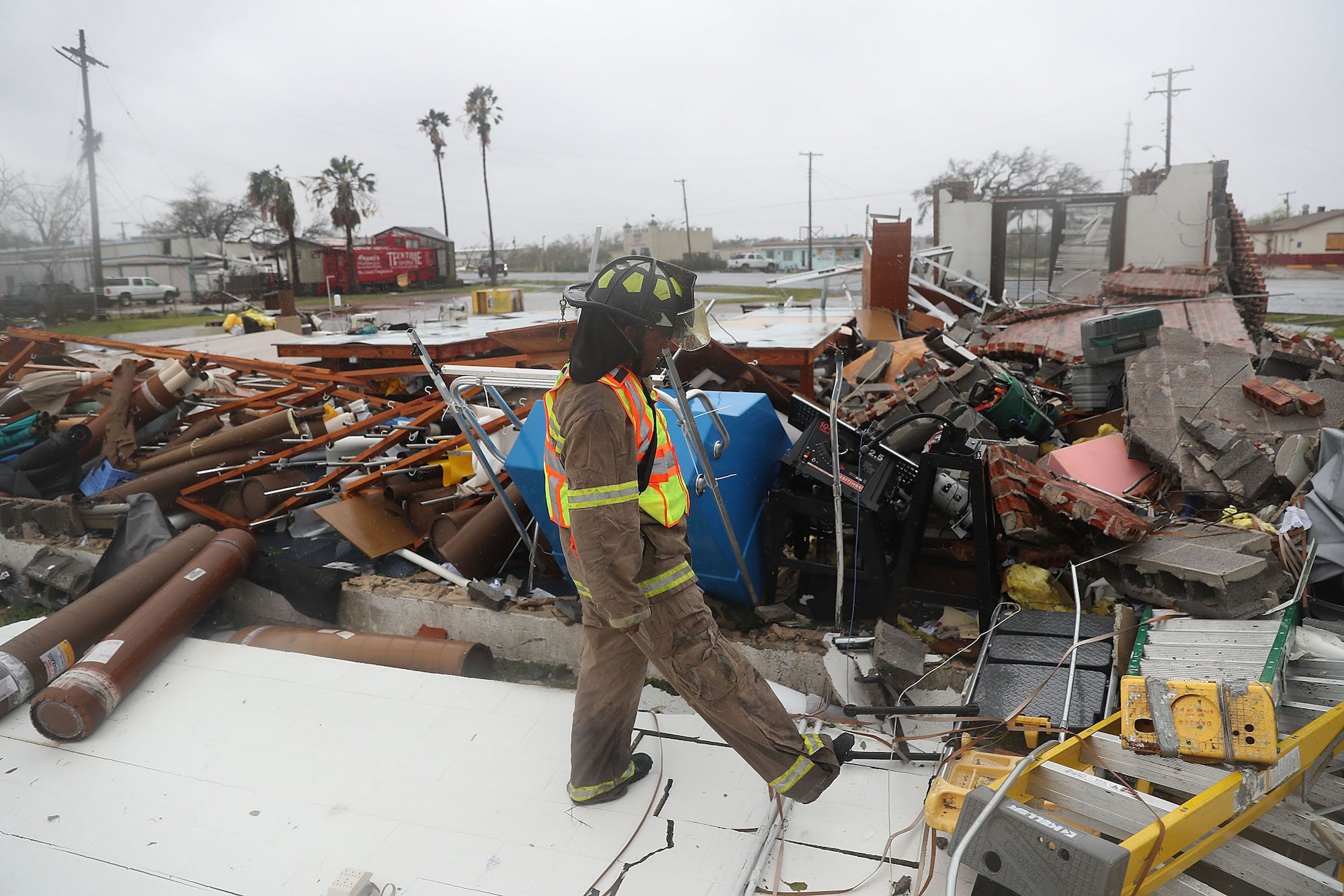 After Harvey, Texas' massive piles of trash will take months to remove