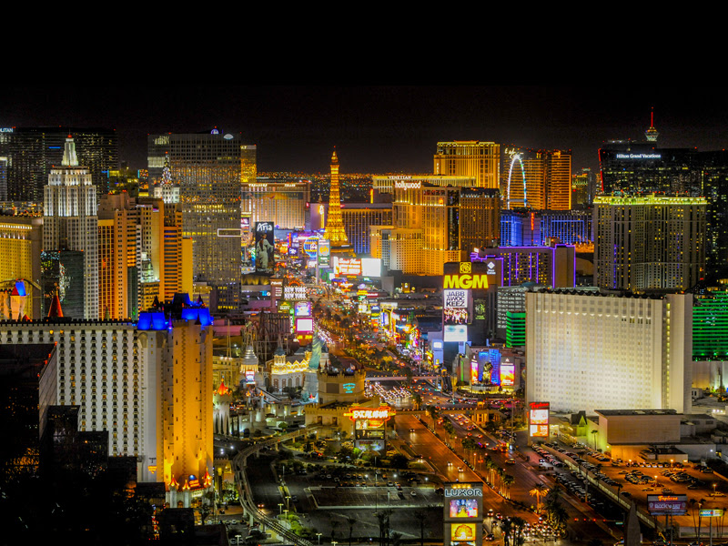 Las Vegas celebrates with Black Friday and Cyber Monday specials | IEyeNews